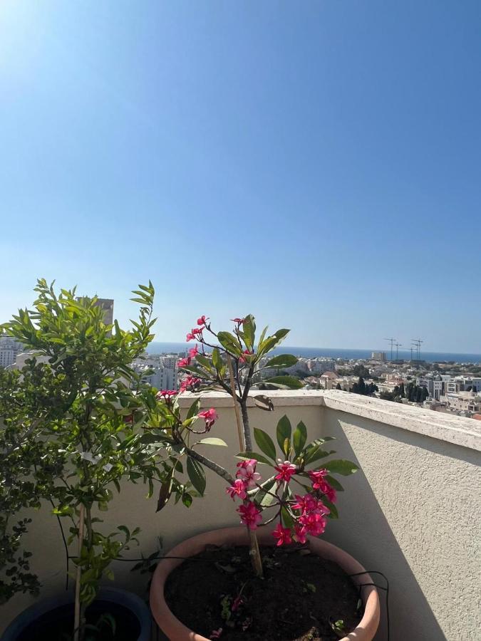 סטודיו חדש ויפה עם נוף לים Leilighet Netanya Eksteriør bilde